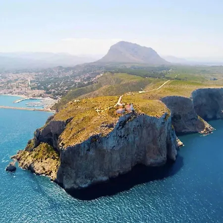فيلة La Mediterranea De Heracles En دينايا